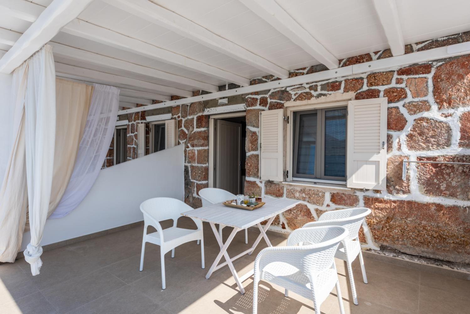 Anemi Suites Adamantas  Phòng bức ảnh
